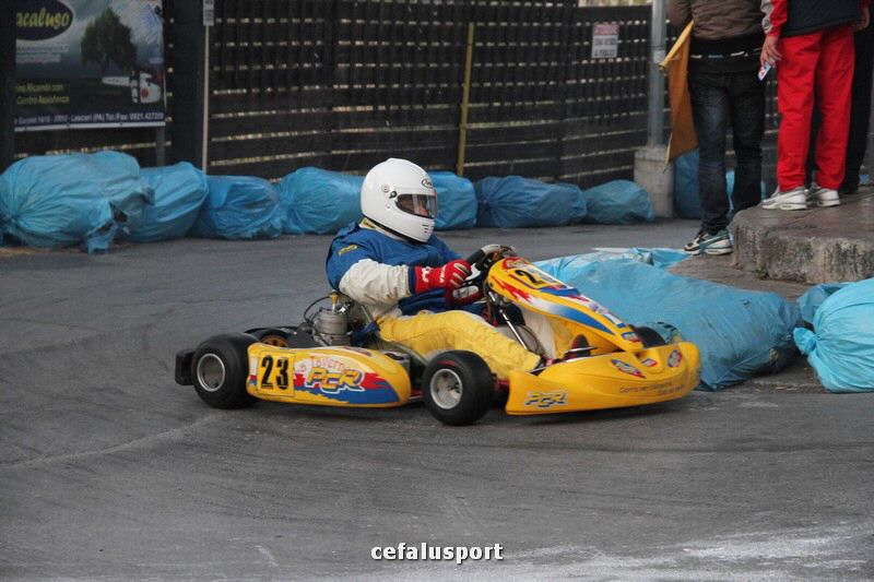 111120 sport2 374_tn.jpg